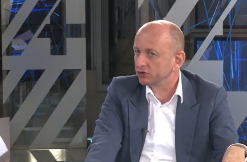 MILAN KNEŽEVIĆ O DUŠKU KNEŽEVIĆU Paradoksalno je što je u zatvoru po optužnicama Milivoja Katnića i Saše Čađenovića