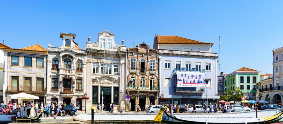AVEIRO NAZIVAJU "PORTUGALSKA VENECIJA" Ovaj grad turisti obožavaju - idealan je za opuštanje i uživanje