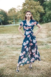 ALBANKA ZBOG SRBINA PREŠLA U PRAVOSLAVLJE I PROMENILA IME Postala je prava srpska snajka, ali jednu stvar i dalje nikako ne prihvata!