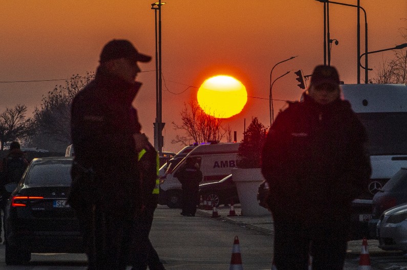 NESTALE DVE DEVOJČICE! Policija na nogama