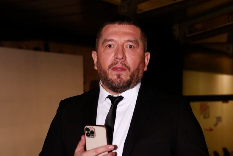 "MISLIO SAM DA IMAM ANGINU, A DOBIO SAM KARCINOM" Pevača zadesio užas na pregledu kod lekara, evo šta je morao pod hitno da uradi!