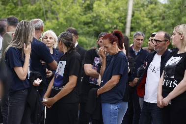 VI NISTE UMRLI, VEĆ STE SE PRESELILI TAMO GDE JE ŽIVOT U Duboni i Malom Orašju obeleženo dve godine od stravičnog masakra (FOTO)