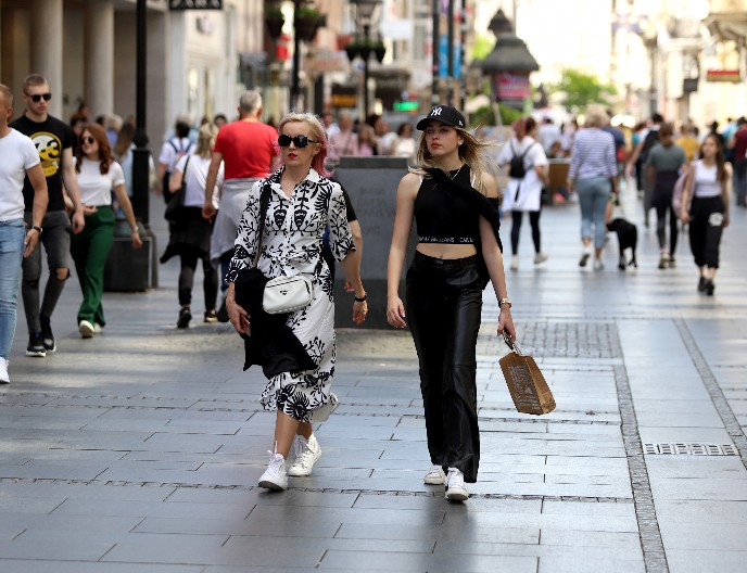 EVROPU ČEKA PAKLENO LETO 2025 Talasi vrućine i suša, a evo šta čeka Srbiju