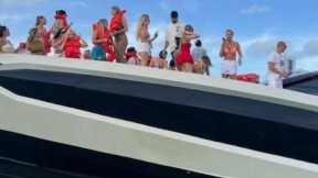 DRAMA NA MORU Jahta tone! 32 ljudi u opasnosti (VIDEO)