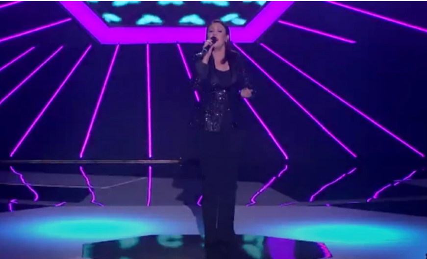 "RODILA SAM SINA SA TRI TUMORA NA MATERICI" Pevačica je ćutala o svojoj borbi, sada javno otkrila potresne detalje