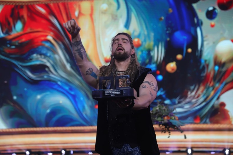 STRANCI ODLEPILI ZA PESMOM SRPSKOG PREDSTAVNIKA ''Mila'' među 10 najboljih numera na Evroviziji 2025