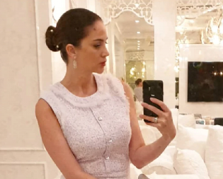 SLAVLJE U DOMU JELENE BIN DRAI Svi na nogama, saopštene srećne vesti, najbogatija Srpkinja javno potvrdila sve