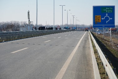 SAOBRAĆAJNI KOLAPS NA POMOLU, SPREMITE SE NA GUŽVE! Od sutra se zatvaraju kolovozne trake na autoputu!