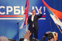 "MI DA IDEMO NAPRED KAO BRZI VOZ" Vučić je u Nišu jasno rekao kako treba da izgleda budućnost Srbije!