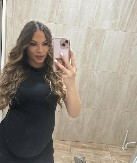 SAMO NEKOLIKO DANA NAKON POROĐAJA Bivša zadrugarka hitno hospitalizovana (FOTO)