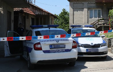 ORUŽANA PLJAČKA KOD SJENICE Razbojnici presreli vozilo brze pošte, povredili vozača i ukrali vrednu robu