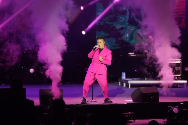 "SABERI SE, NISI BIJONSE" Karta za koncert Marije Šerifović u Čikagu košta preko 1.000 dolara, ljudi u šoku, mreže se usijale (FOTO)