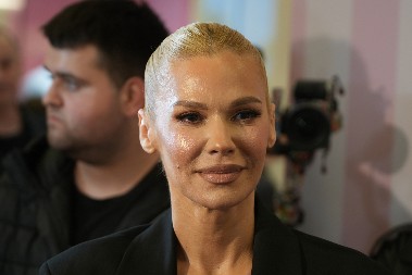 VELIKA LJUBAV NATAŠE BEKVALAC ZAVRŠILA SE TRAGIČNO Umro je u saobraćajnoj nesreći, a pevačica mu je posvetila čuvenu baladu