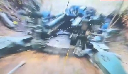 SNIMLJENI TRENUCI PRE KATASTROFALNE EKSPLOZIJE Još jedno moćno američko oružje pretvoreno u prah i pepeo na ukrajinskom frontu (VIDEO)