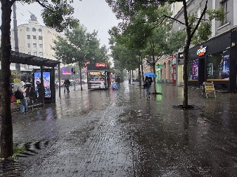 RHMZ OD JUTRA UPOZORAVA! Ova dva dela Srbije nek se spreme na nepogode, temperatura znatno niža