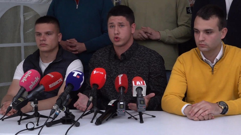 "AKO NE KRENE NASTAVA, STUPIĆEMO U ŠTRAJK GLAĐU" Studenti koji žele da uče poslali jaku poruku građanima (VIDEO)