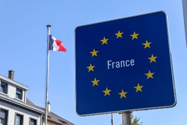 FRANCUSKA NA KORAK OD OZAKONJENJA EUTANAZIJE 9 od 10 Francuza podržava zakon, oglasio se Makron