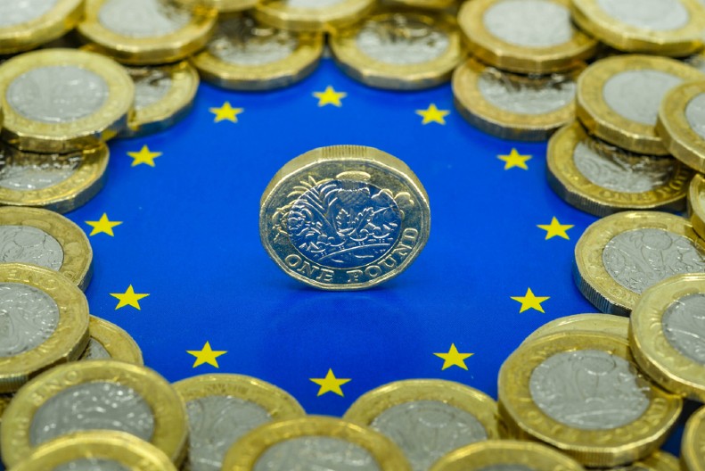 MRAČNA TAJNA EVROPE Svako četvrto dete u EU bilo u riziku od siromaštva