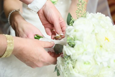 POSLAO BOMBU KAO POKLON ZA VENČANJE! Mladoženja poginuo na licu mesta!