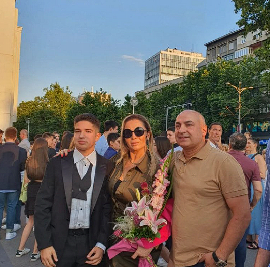 ''MAMA, DA L' JE TAČNO DA ĆEŠ DA UMREŠ?'' Našu pevačicu rastužilo pitanje sina tokom njene borbe sa bolešću