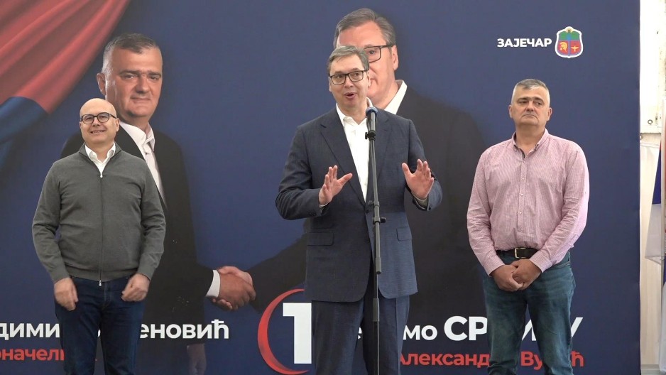 NIJE SMEŠNO, VEĆ ŽALOSNO I JEZIVO Vučić o skandalu na FTN u Novom Sadu: Najbolji đaci i studenti ne mogu da uče, zato što im najgori to ne daju!