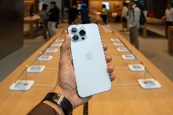 Ove cake za Ajfon štede bateriju kao magija