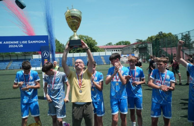 ARENINA LIGA ŠAMPIONA ISPUNILA SVA OČEKIVANJA Kakav sprektakl za kraj: Epski preokret u finalu i titula za OŠ "Kralj Aleksandar I", Jovan Milić MVP takmičenja!