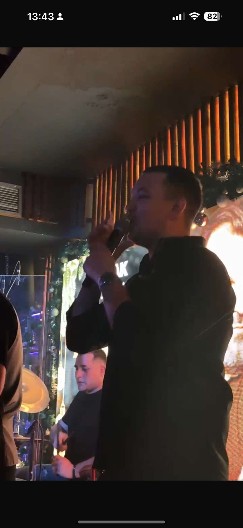 UROŠ ŽIVKOVIĆ NAPRAVIO SPEKTAKL ZA 3.000 LJUDI! Atmosferu na Sajmu doveo do usijanja