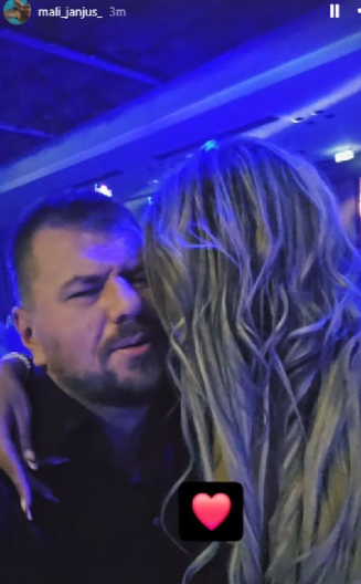 OVO JE NOVA DEVOJKA MARKA JANJUŠEVIĆA! Osvanule prve zajedničke fotke, misteriozna plavuša u miniću! (FOTO)