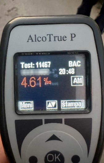 DIVLJAO 171,3 NA SAT SA TROJE DECE U KOLIMA! Presretač ulovio PIJANOG vozača kod Kikinde