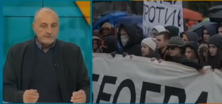 ZA NJEGA IKONE "BAČENE PARE", A GRAĐANE VREĐA NAZIVAJUĆI IH "BUDALAMA"! Žuti Zoran Živković sramno se obrušio na Vučića i narod Srbije, dok poziva na pakleni plan (VIDEO)