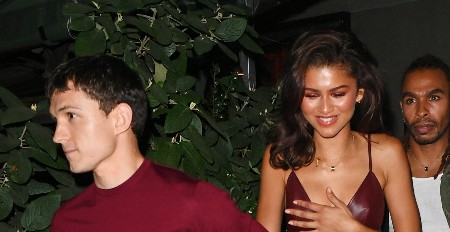 ,,BIO JE LUDO ZALJUBLJEN U NJU" Zendaja izgovorila sudbonosno ,,da" miljeniku žena u Srbiji, lepši prsten teško da postoji