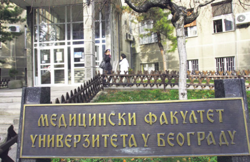 NA MEDICINSKOM FAKULTETU U BEOGRADU BLOKADA PRED PUCANJEM
