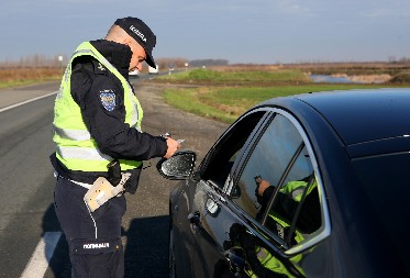 Policija za 10 dana u Sremu otkrila 854 saobraćajna prekršaja
