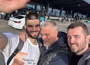 ČEDA JOVANOVIĆ LIJE SUZE NA AERODROMU! Ne može da dođe sebi, ovo je razlog plakanja (VIDEO)