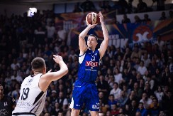 POČINJE BORBA ZA REGIONALNI TROFEJ Dobro poznata lica dele pravdu u prvom meču finala ABA lige