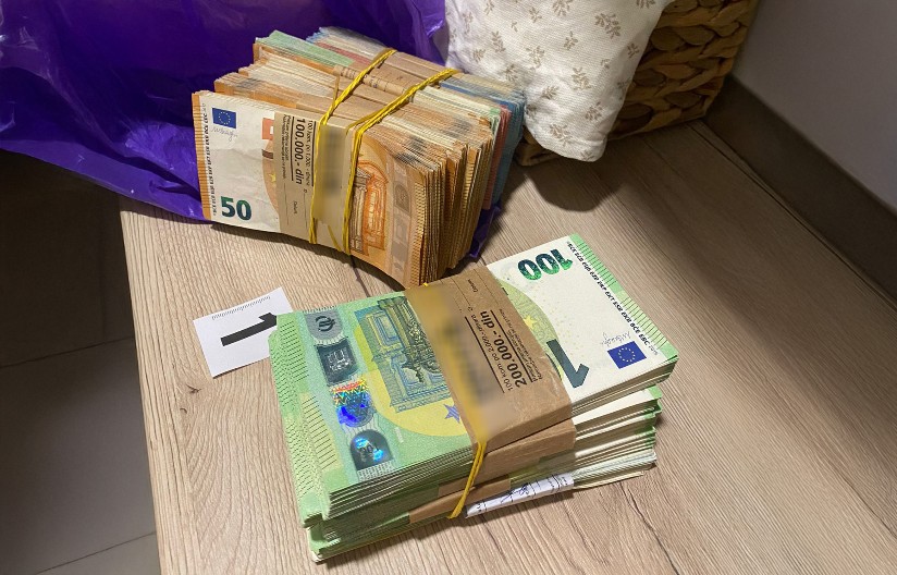 PAO BANKAR U ARANĐELOVCU, SUMNJA SE DA JE STRPAO U DŽEP 60 MILIONA Novo hapšenje u borbi protiv korupcije