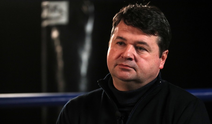 REKTOR ĆUTI DOK BLOKADERI PREBIJAJU STUDENTE Profesor Petrov za Alo: Sramota! Mora da podnese ostavku! (VIDEO)