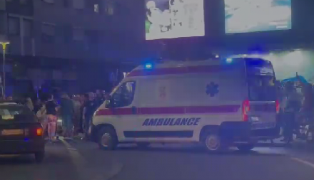 BLOKADERI NE DAJU HITNOJ POMOĆI DA PROĐE Teror opozicije se nastavlja (VIDEO)