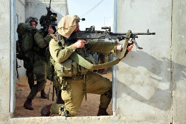 ŠESTORO POGINULO DOK SU STAJALI U REDU ZA HRANU! Izraelci otvorili vatru na okupljene