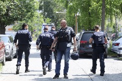 "MOJ SIN JE LEGAO NA POD I PRAVIO SE MRTAV" Otac dečaka koji je gledao masakr u Gracu: Nisam mogao da dozovem drugo dete