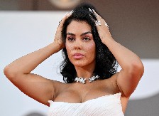 RONALDO PONOVO POSTAJE OTAC? Georgina privukla veliku pažnju tokom finala Lige nacija u Minhenu