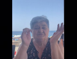 DUŠANKA JE ODVELA BAKU PRVI PUT NA MORE Samo da joj vidite izraz lica, niko ne može da ostane ravnodušan!