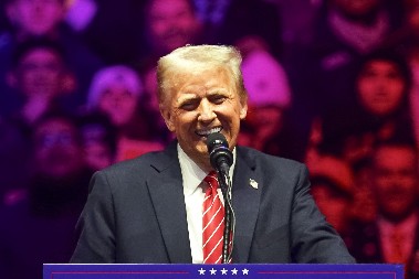 DESTABILIZOVAĆE CEO BLISKI ISTOK Dejli mejl o Trampovim planovima