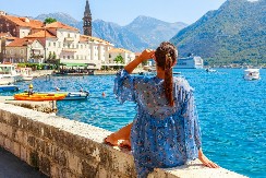 VAŽNO ZA SVE SRPSKE TURISTE Perast zatvorio vrata automobilima, uspešno uvedena zabrana saobraćaja