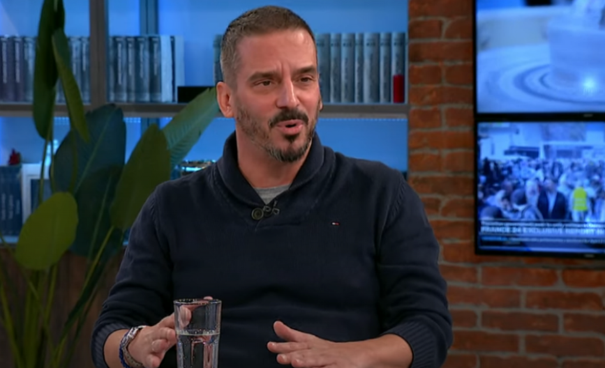 "PET TAČAKA KAKO DRŽAVA DA REAGUJE PRED NAJAVLJENO NASILJE BLOKADERA ZA VIDOVDAN" Piper: Ispumpali ste na kub, neće biti nikakvog prevrata!