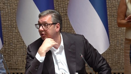 VUČIĆ O NACIONALNOM JEDINSTVU SRBA Našem narodu nije dozvoljeno da ima prava koja imaju svi drugi!