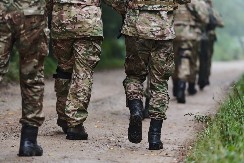 SPREMA SE VELIKI RUSKI NAPAD Saveznici stižu na front sa svojim trupama