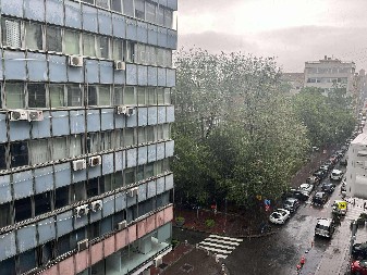 PLJUSKOVI, GRMLJAVINA I JAK VETAR! RHMZ samo niže upozorenja na nevreme, evo GDE će prvo pljusnuti!