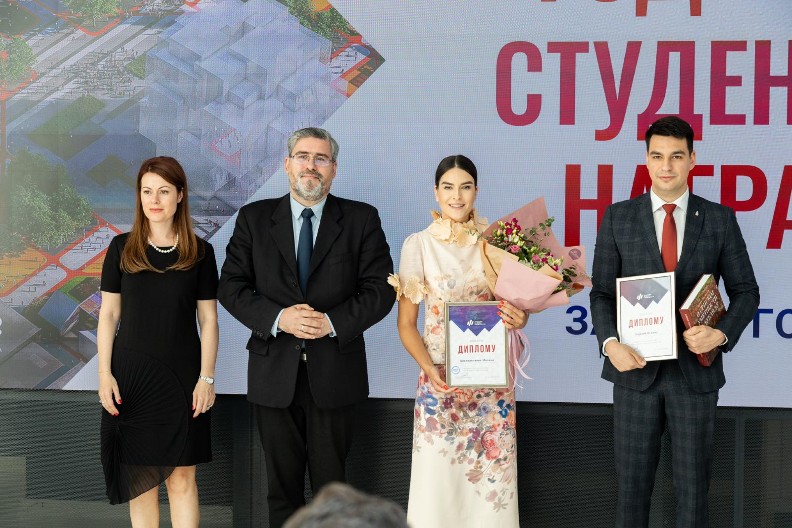 MLADI KREATORI BUDUĆNOSTI: Studenti nagrađeni za eseje o Srbiji i svetu